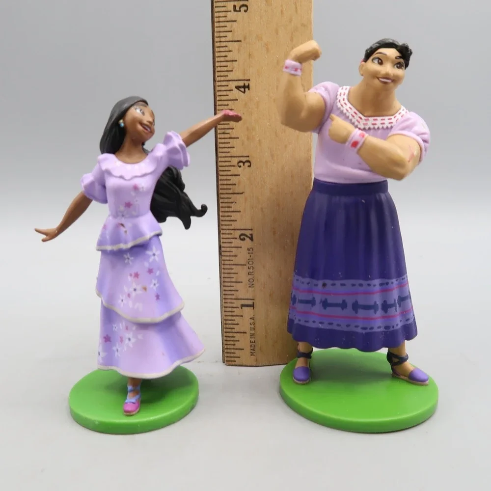 Disney Encanto Mi Familia Madrigal 6 Piece Toy Figurine Set Cake Topper